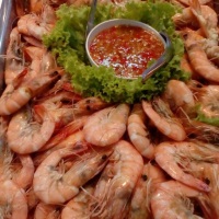 กุ้งอบเกลือน้ำจิ้มซีฟู้ด